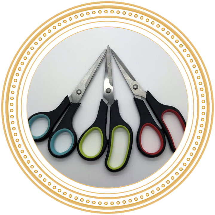 PLASTIC HANDLE SCISSORS